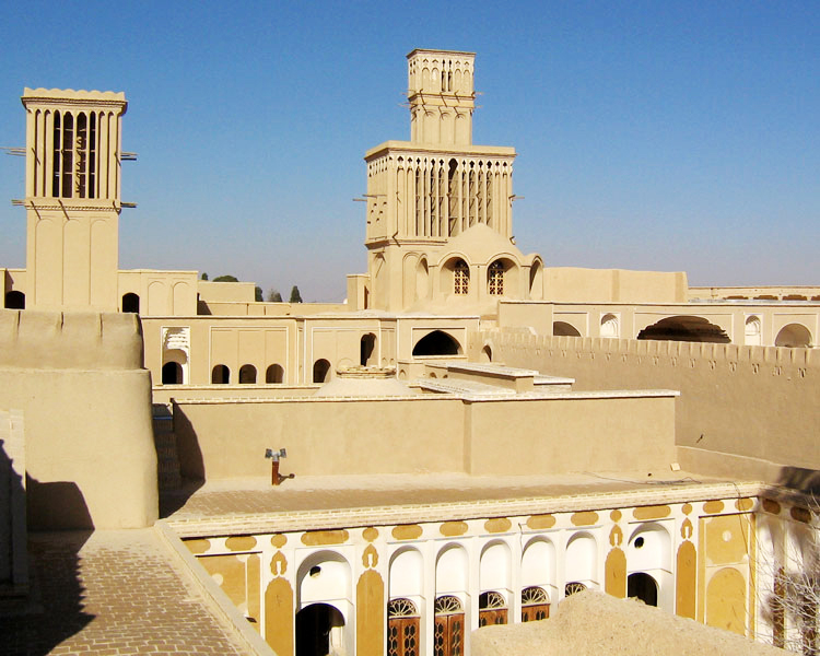 A Travel Guide to Yazd