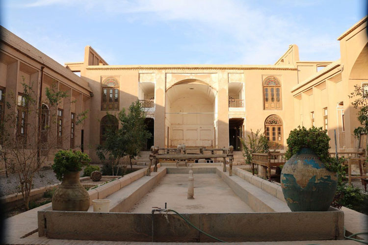 (Akhavan Sigari House of Yazd (Torab House)