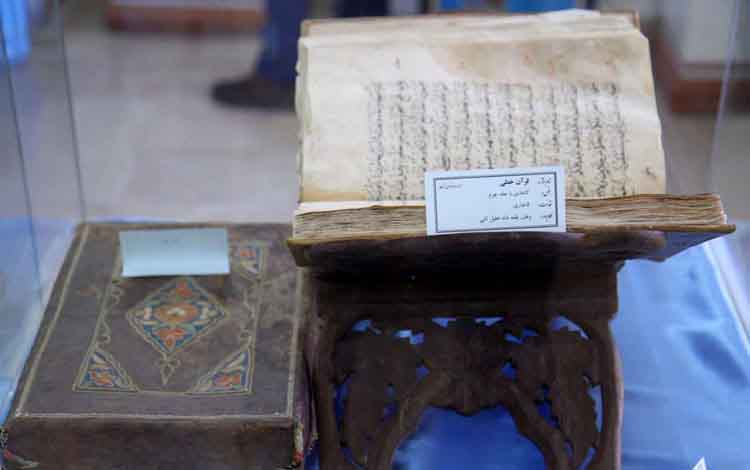 قرآن خطی موزه مردم شناسی تفت
