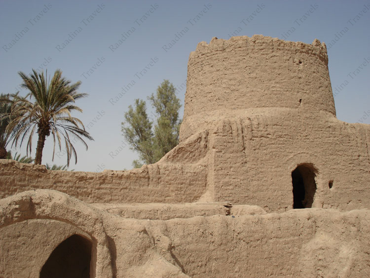 قلعه باقر آباد بافق