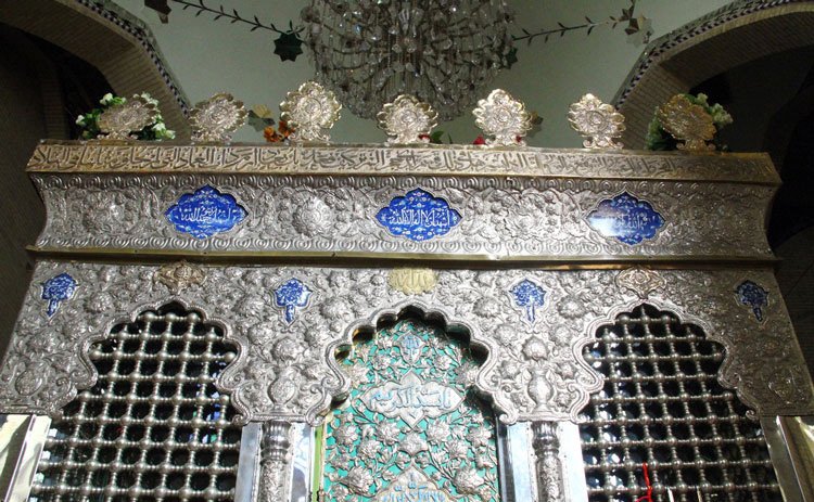 Seyed Taj-Ud-Din Shrine ( Seyed Penhoon )