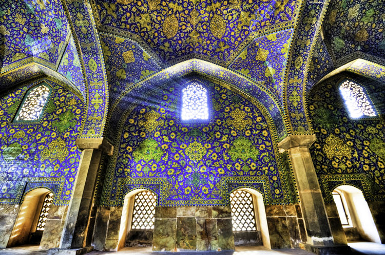 15 Best Places to Visit and Things to Do in Isfahan