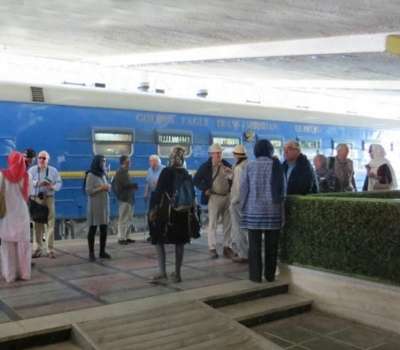 ورود دومین قطار گردشگری عقاب طلایی به یزد