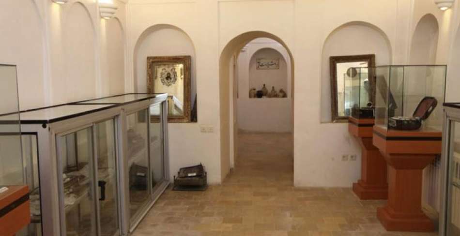 موزه علوم طبیعی بهاباد