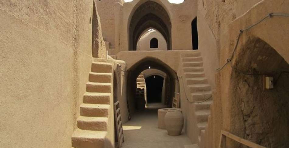 Historical Saryazd Village